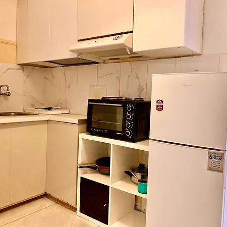 2 Bedroom Apartment 300 Meters Metro Aghios Loanis Athens Exterior photo